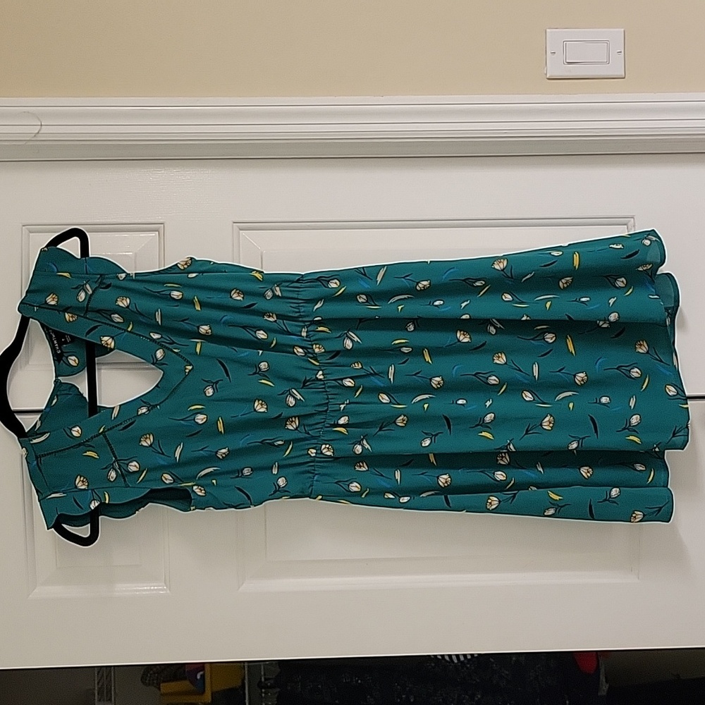 41 Hawthorn Teal Floral Backless Dress